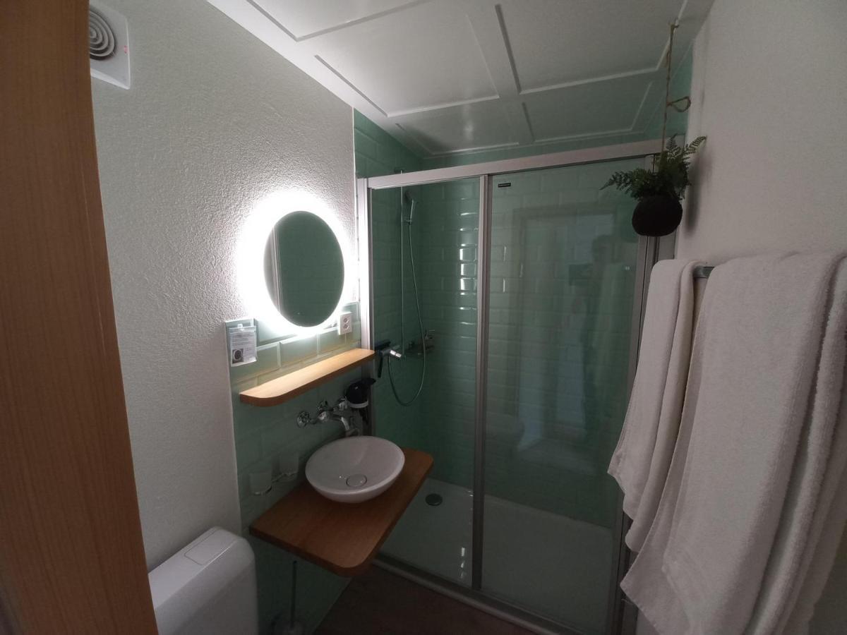 Gaestezimmer Im Dorfzentrum Rothenthurm Ngoại thất bức ảnh